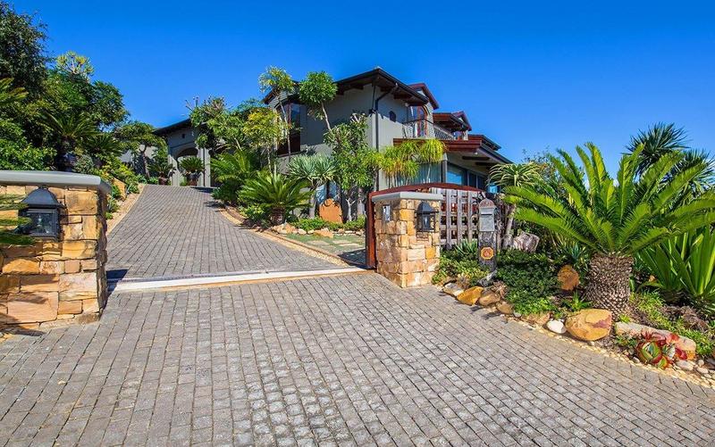 7 Bedroom Property for Sale in Pezula Golf Estate Western Cape